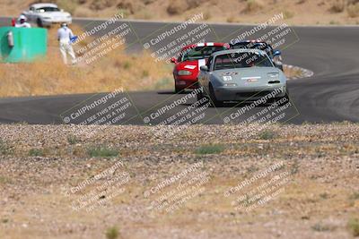 media/Jun-01-2025-CalClub SCCA (Sun) [[eae223c5dd]]/Group 5/Qualifying/